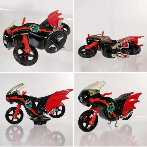 Batman - batbike corgi moto métal - vintage neuf en boîte - corgi C268