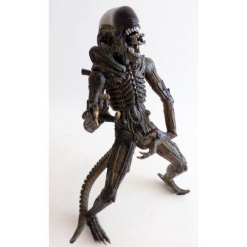 https://tanagra.fr/3027-thickbox/figurine-alien-en-loose-mc-farlane-toys.jpg