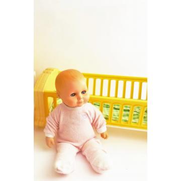 https://tanagra.fr/4428-thickbox/jeu-fisher-price-retro-poupee-lit-musical.jpg
